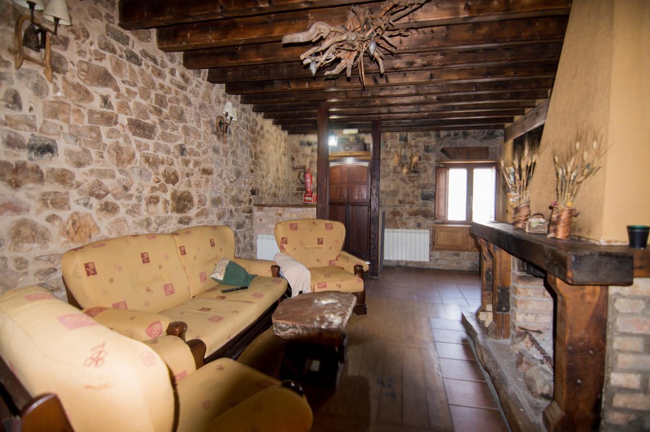 Maison d'hôtes Casa Rural La Catedral De La Montana à Lois Extérieur photo