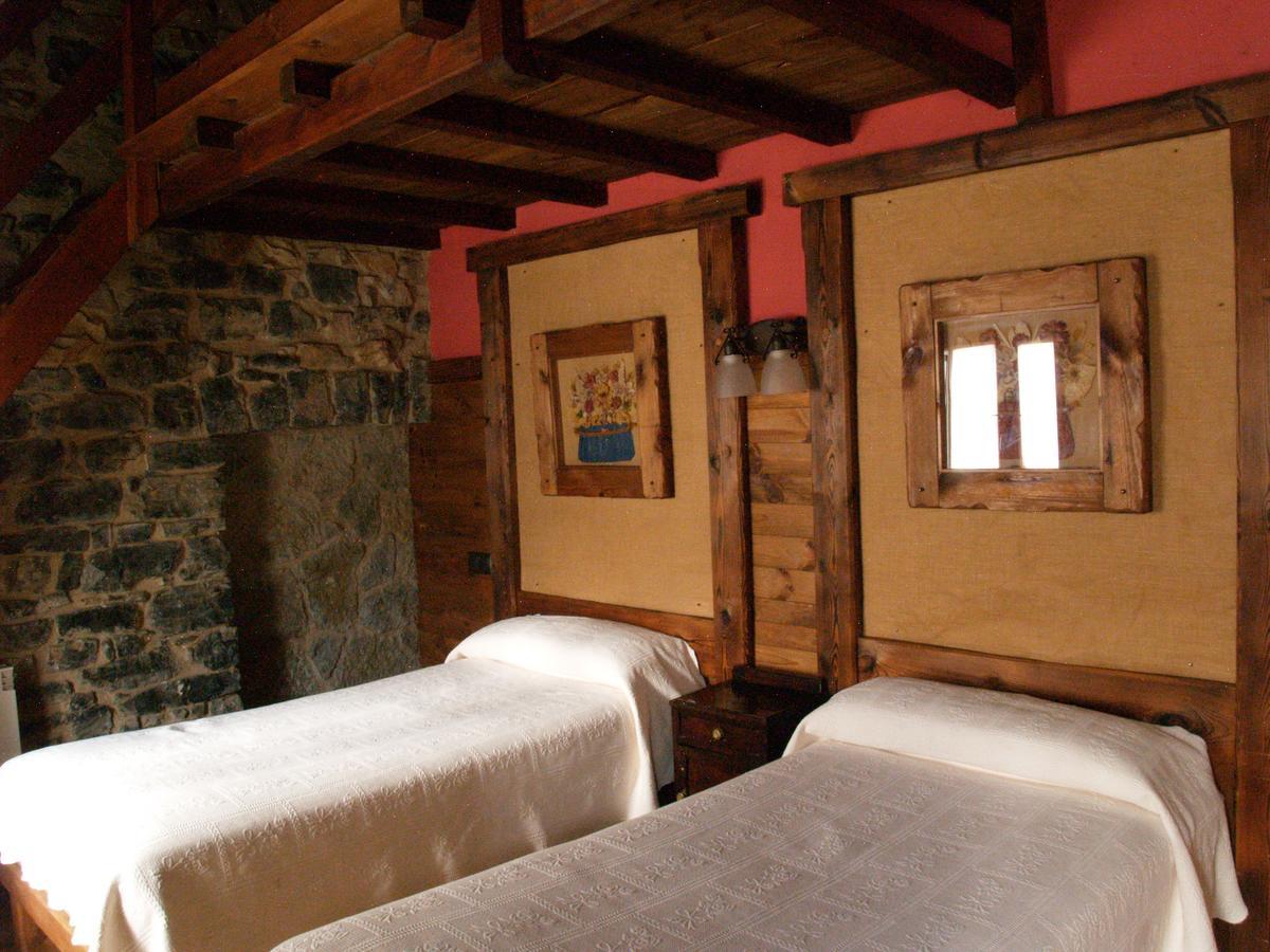 Maison d'hôtes Casa Rural La Catedral De La Montana à Lois Extérieur photo