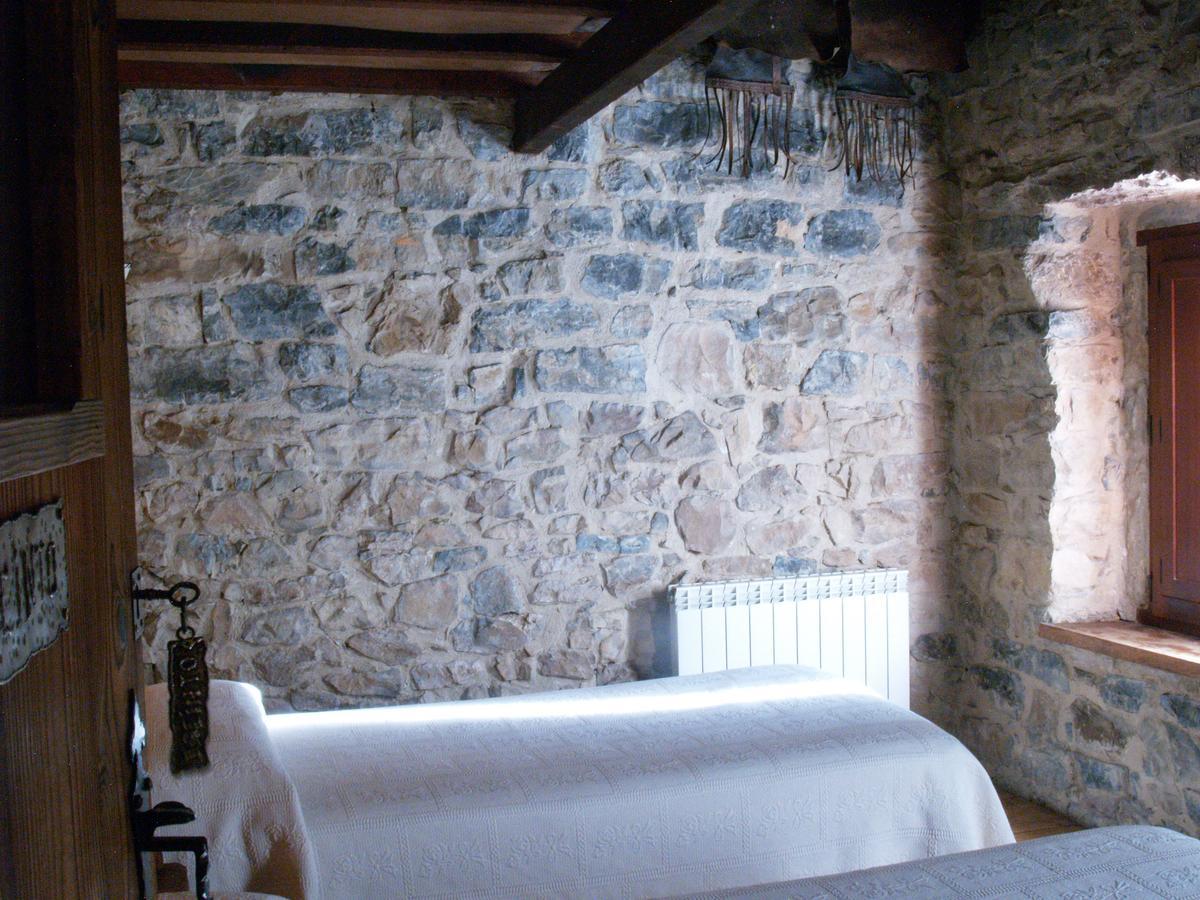 Maison d'hôtes Casa Rural La Catedral De La Montana à Lois Extérieur photo