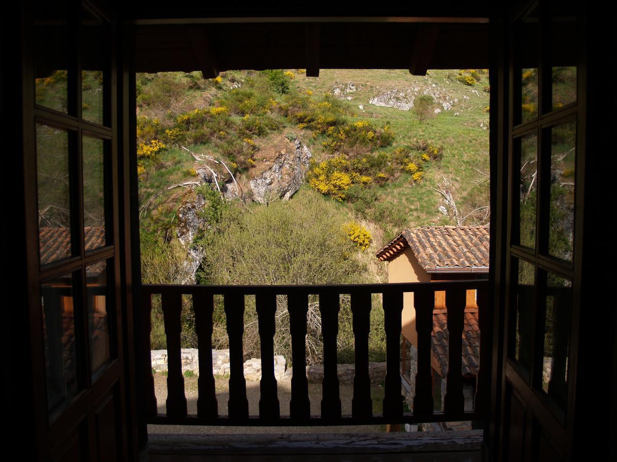 Maison d'hôtes Casa Rural La Catedral De La Montana à Lois Extérieur photo
